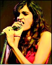 anushka.jpg
